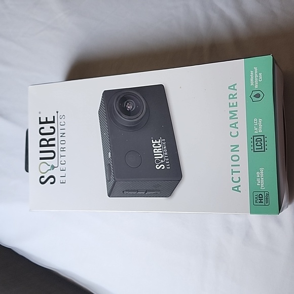 Action Camera - Picture 1 of 5